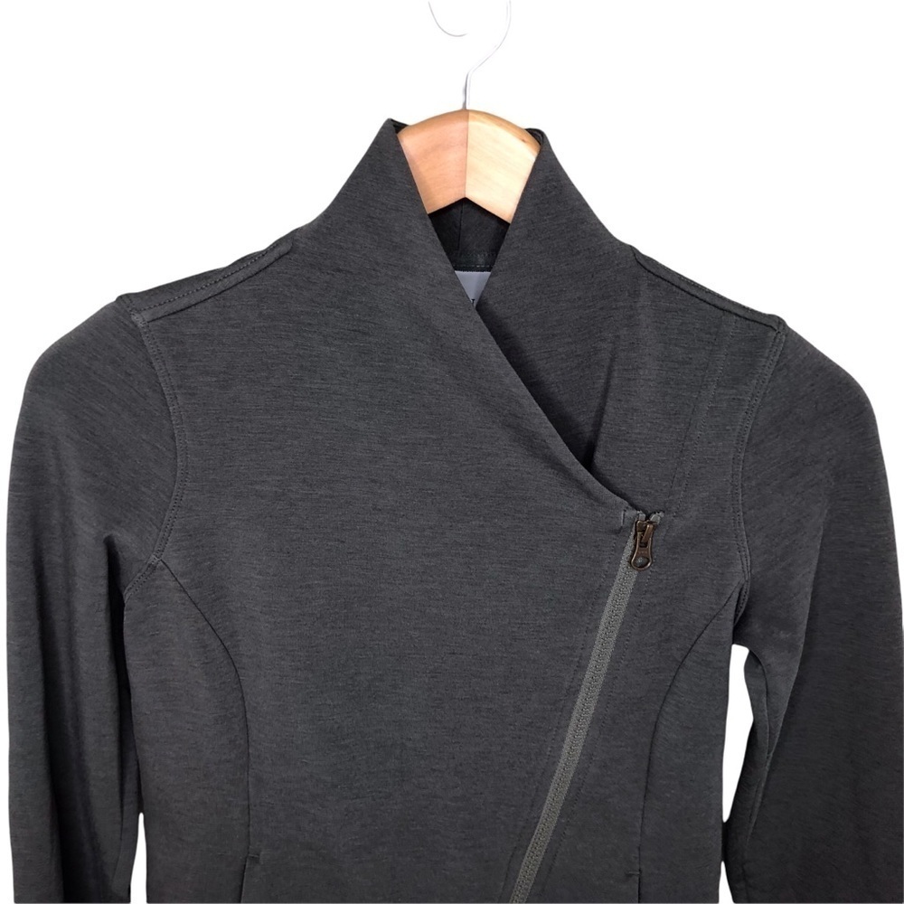 Athleta On The Move Moto Jacket Asymmetrical Zip Jasper Green Size XXS - Picture 4 of 10